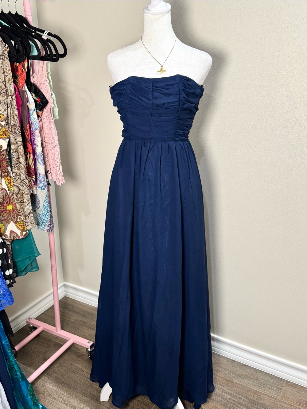 Un Deux Trois Elegant Navy Blue Strapless Evening Formal Gown Size 2
